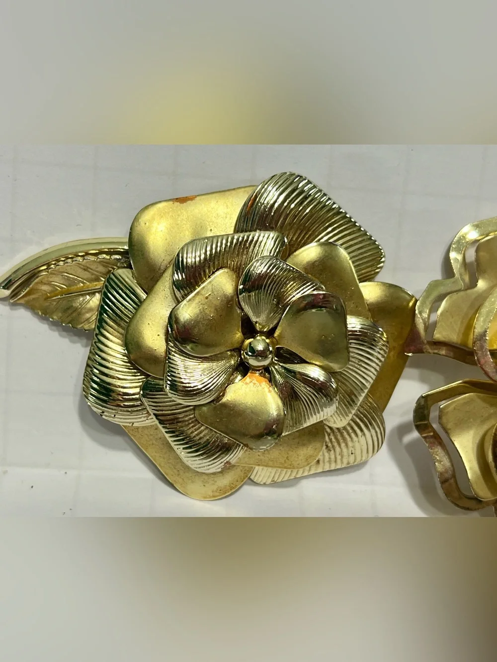 2 Vintage Gold Tone Floral Brooch Pins Layered Rose & Abstract Flower Lot